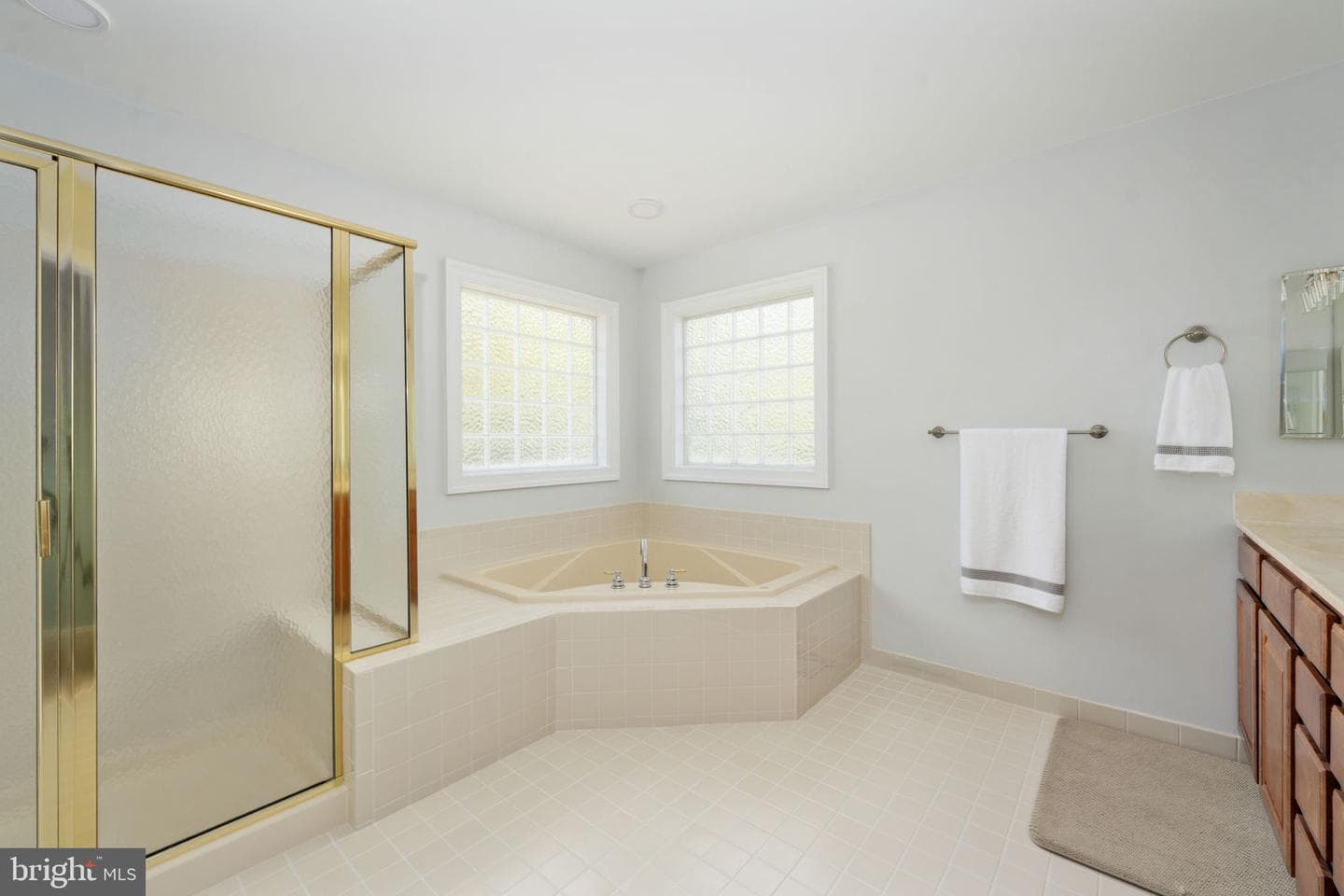 2615 Glendas Way photo 33