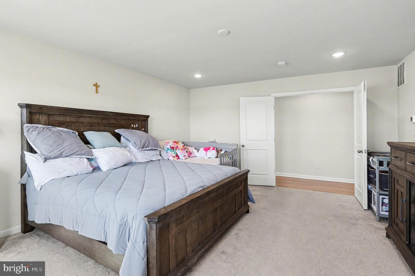 1728 Legacy Lane photo 21