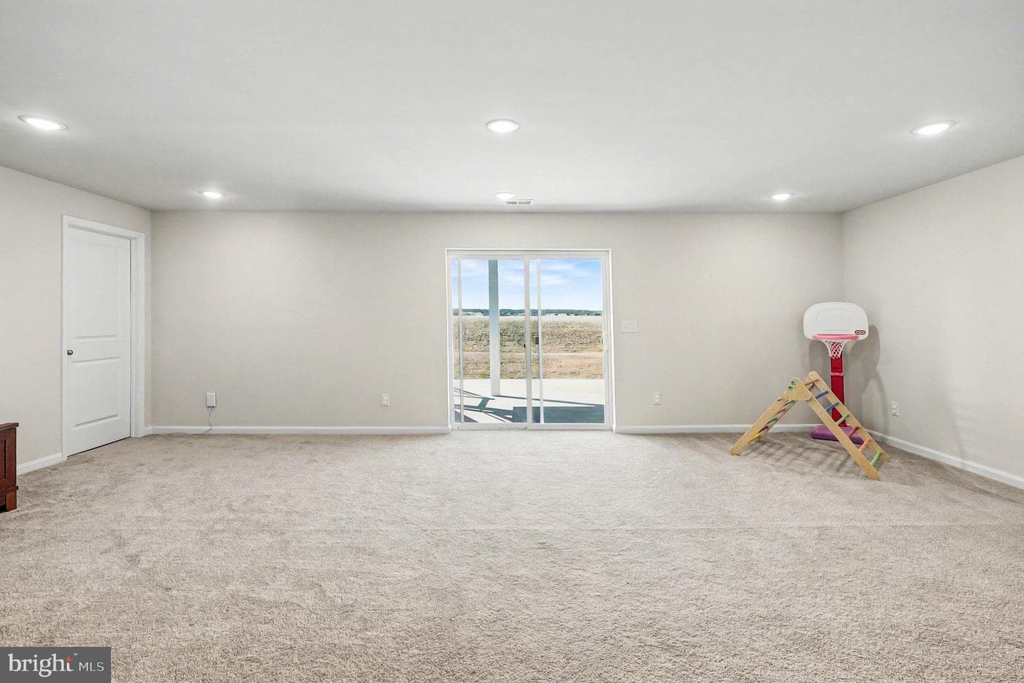 1728 Legacy Lane photo 35