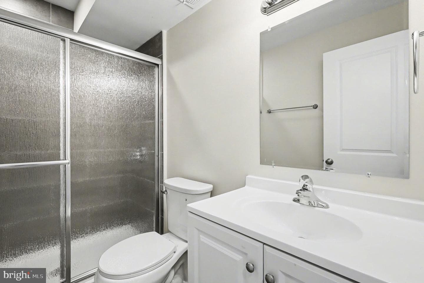 1728 Legacy Lane photo 39