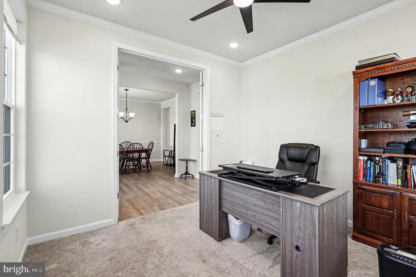 1728 Legacy Lane photo 4