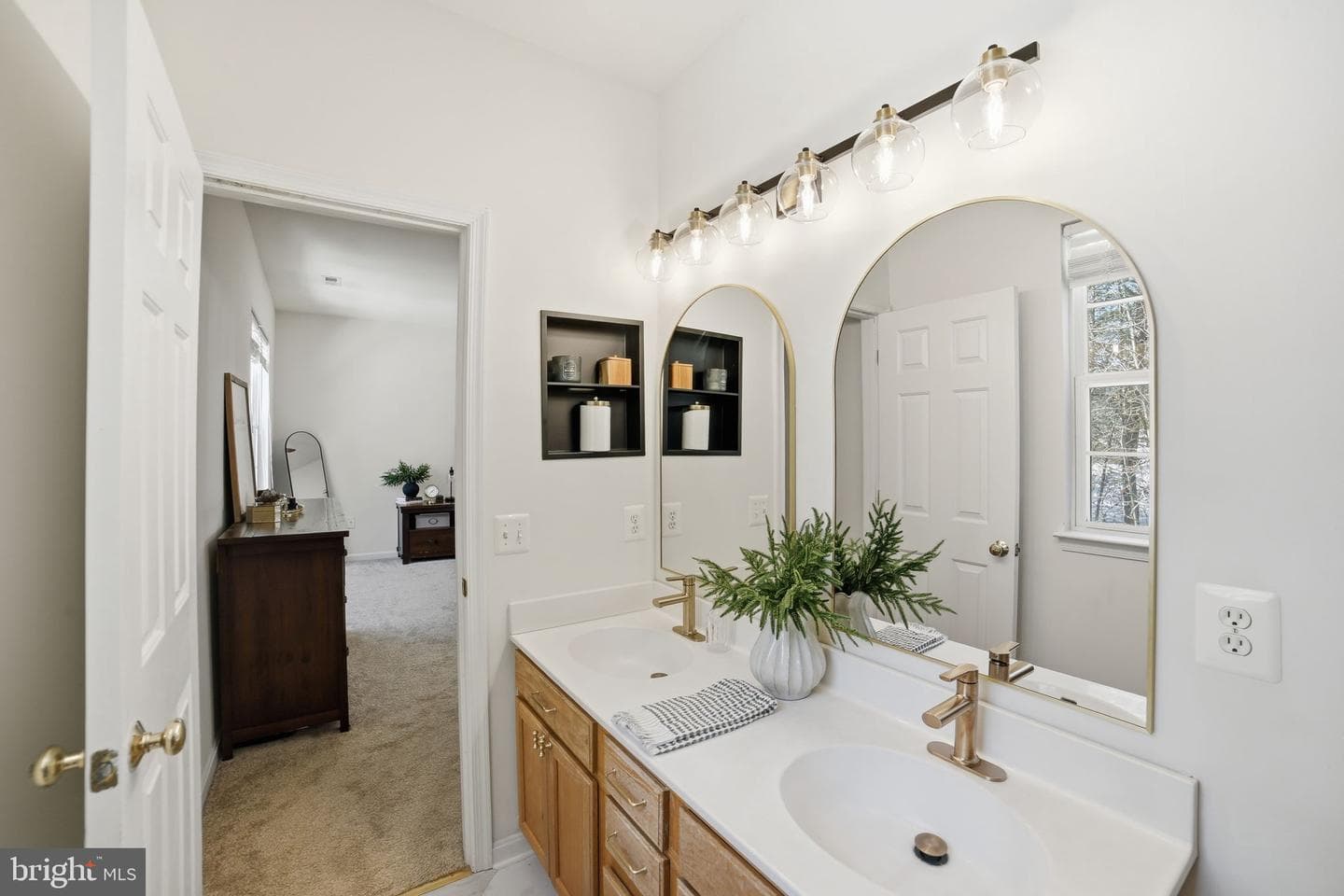 11103 Saturn Court photo 46