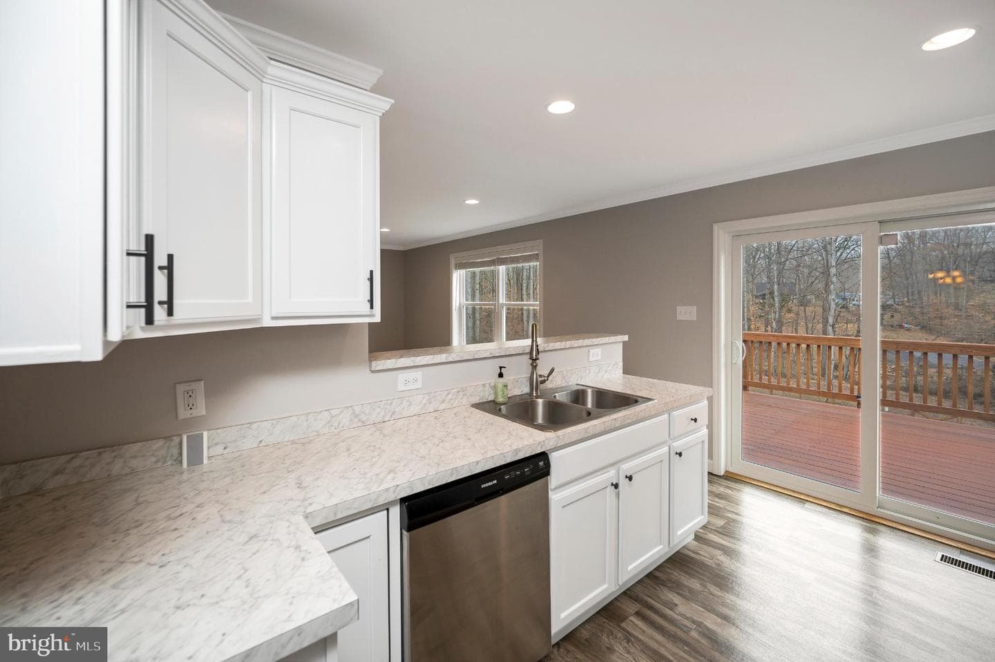 6112 Eds Road photo 11