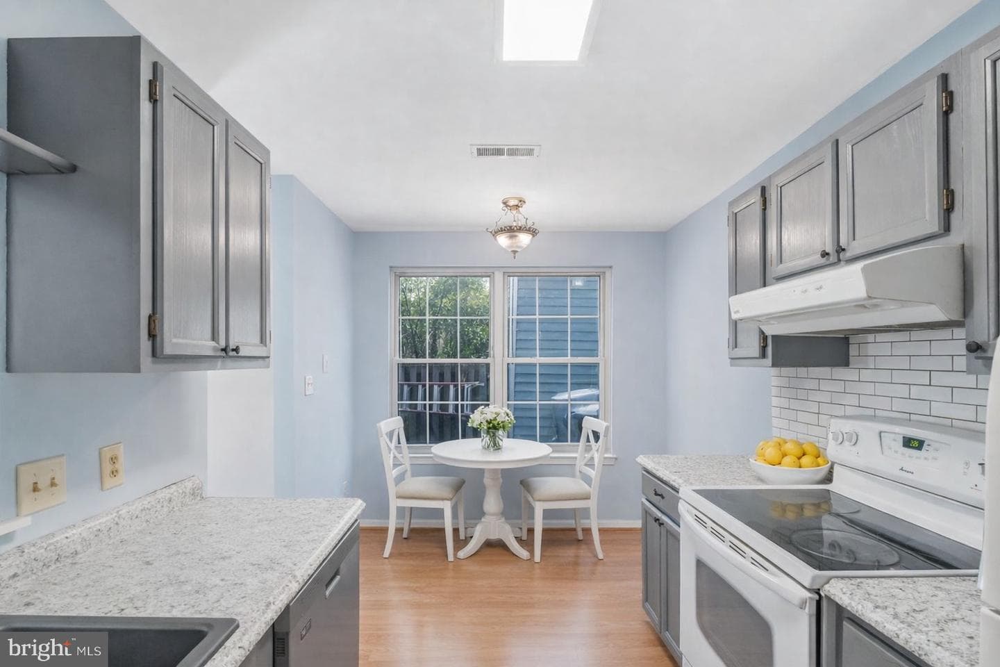 11205 Kensington Place photo 3
