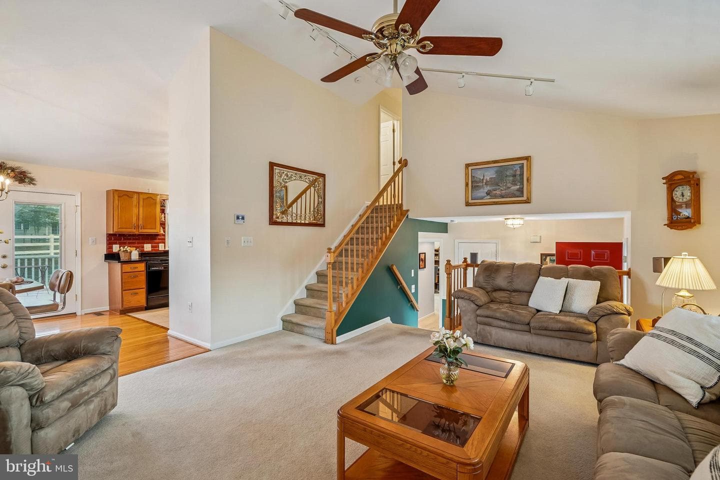 10129 Sharon Springs Drive photo 3