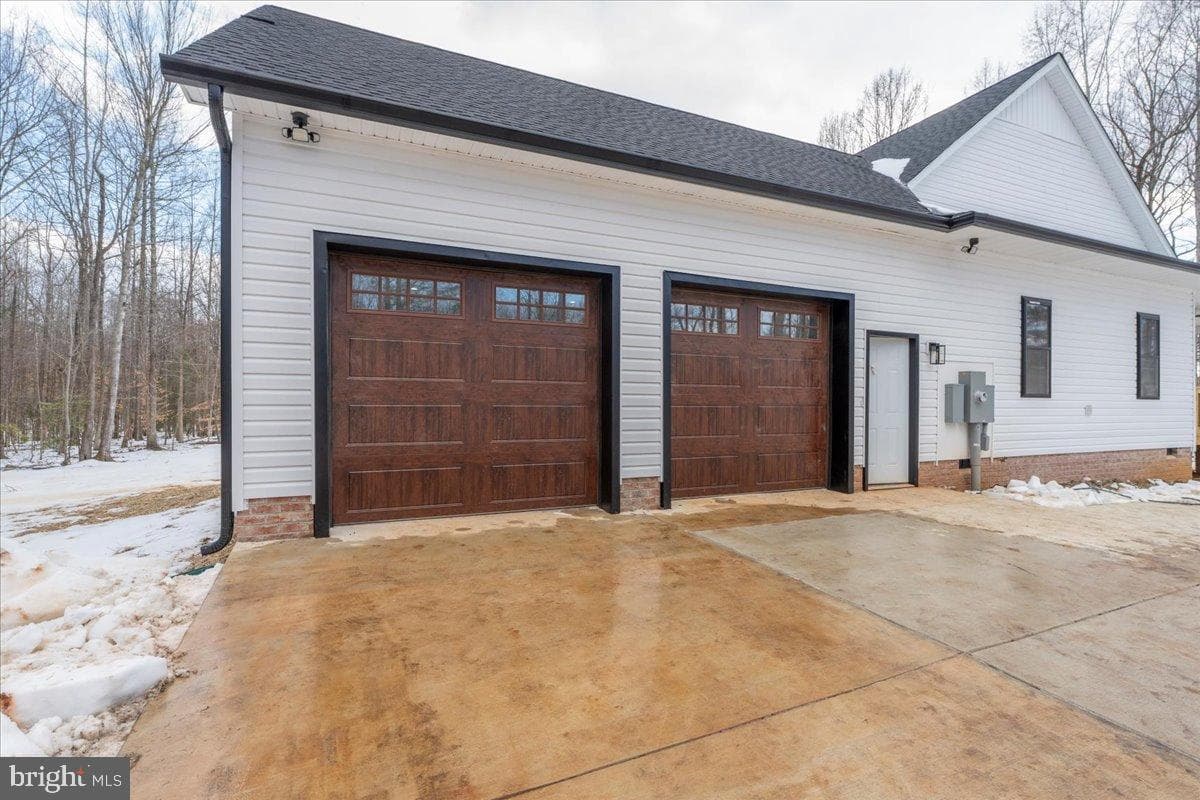 7818 Stubbs Bridge Road photo 5