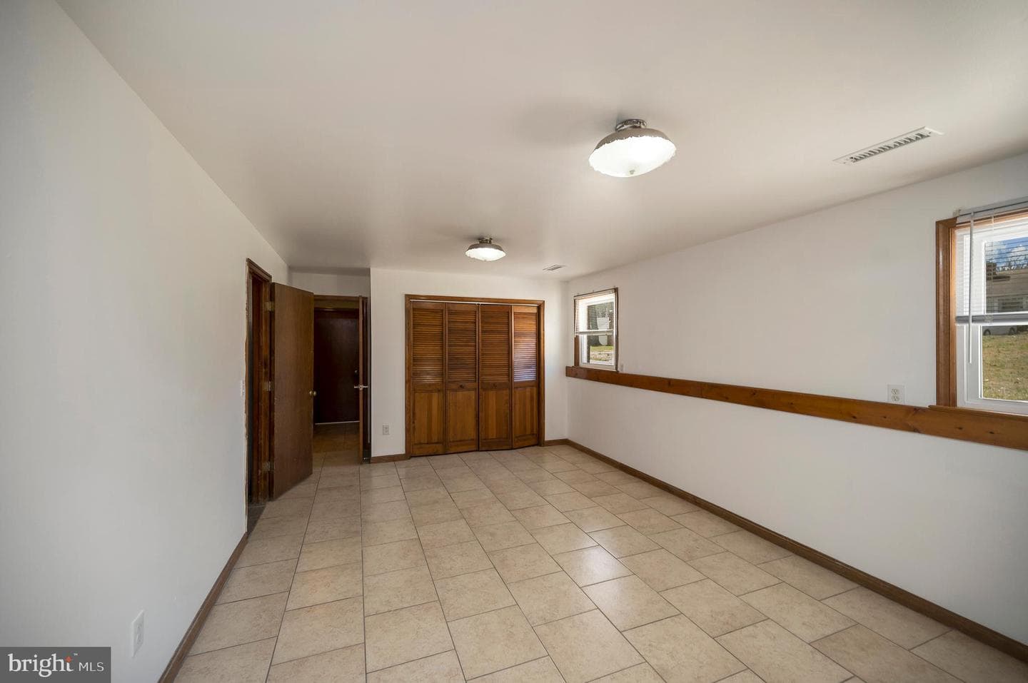 713 Shamrock Drive photo 49