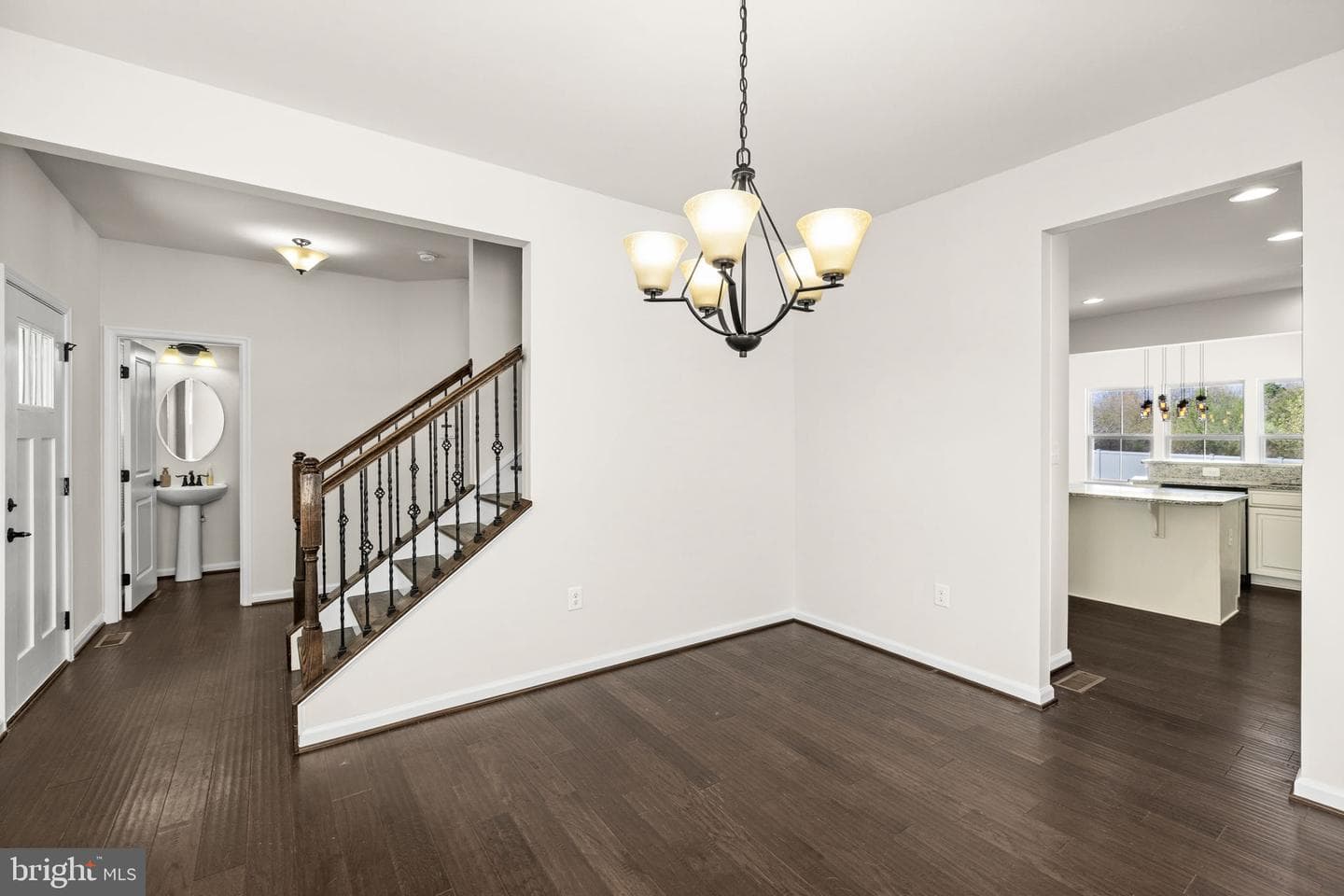 10420 Napoleon Street photo 8