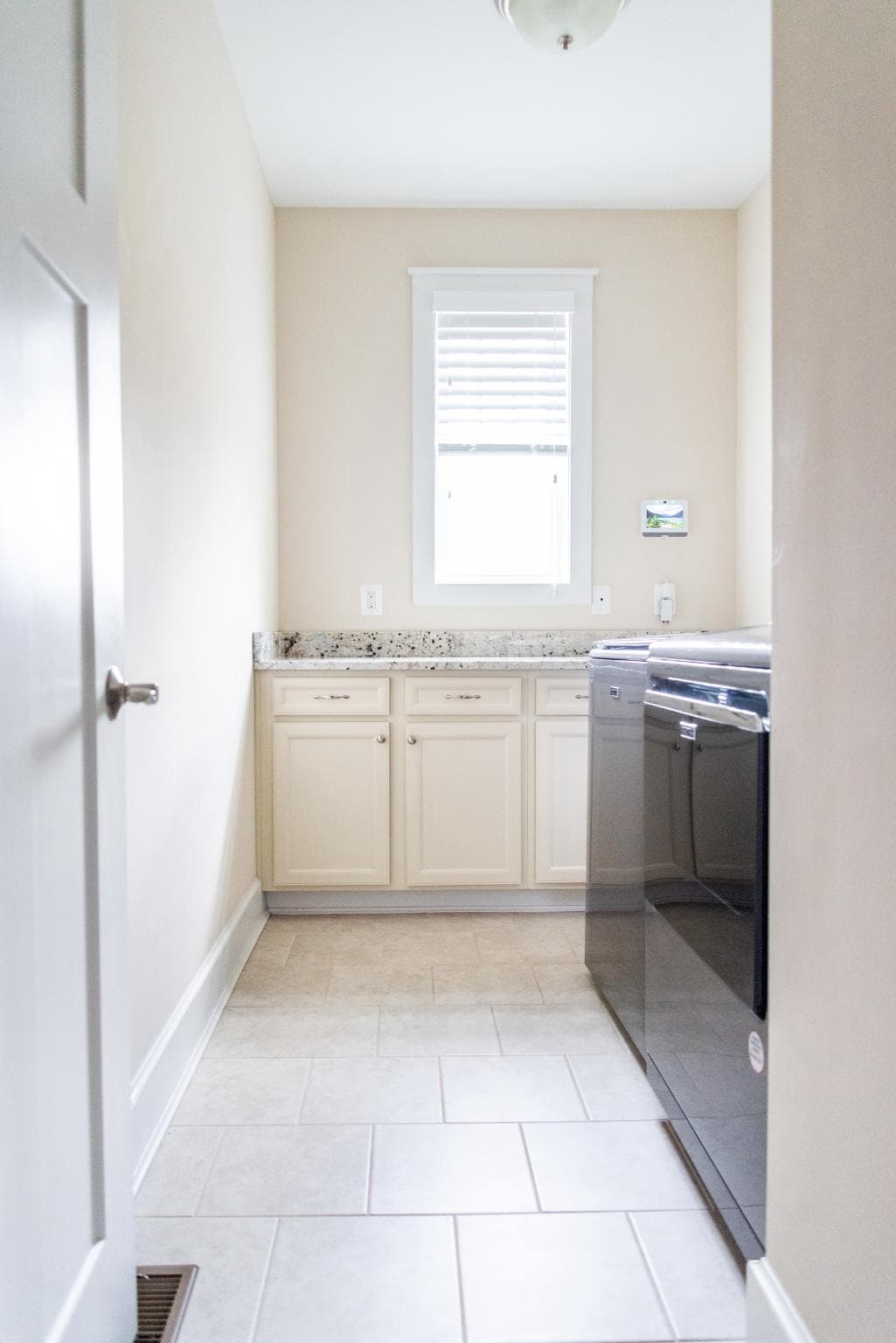 10916 Olive View Drive photo 19