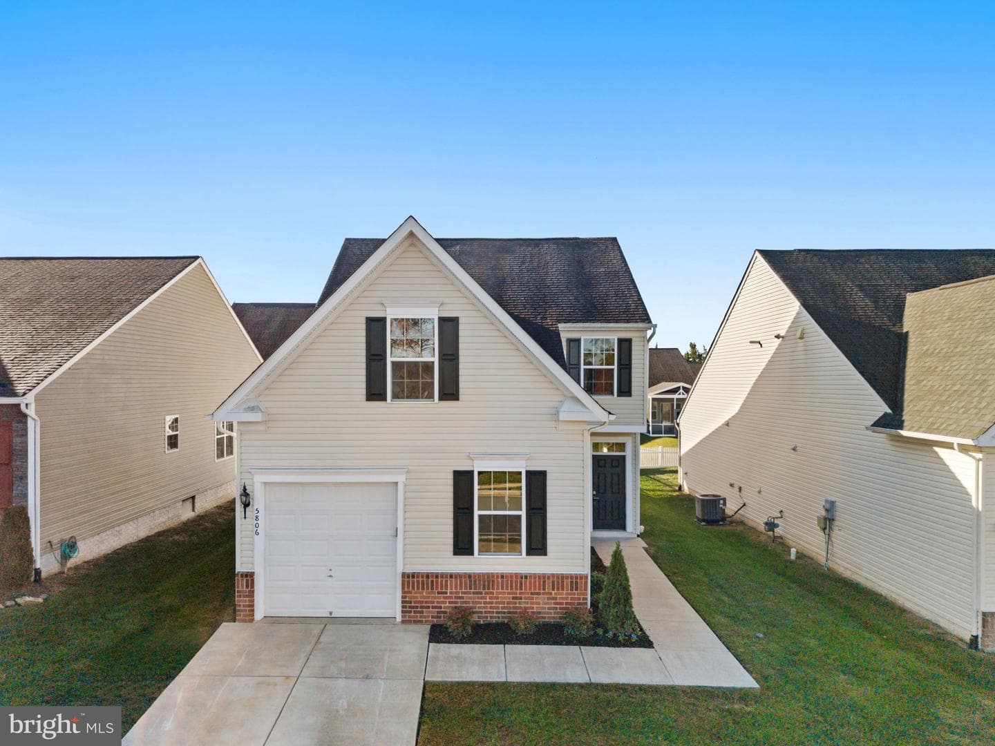 5806 Spring Arbor Lane photo 4