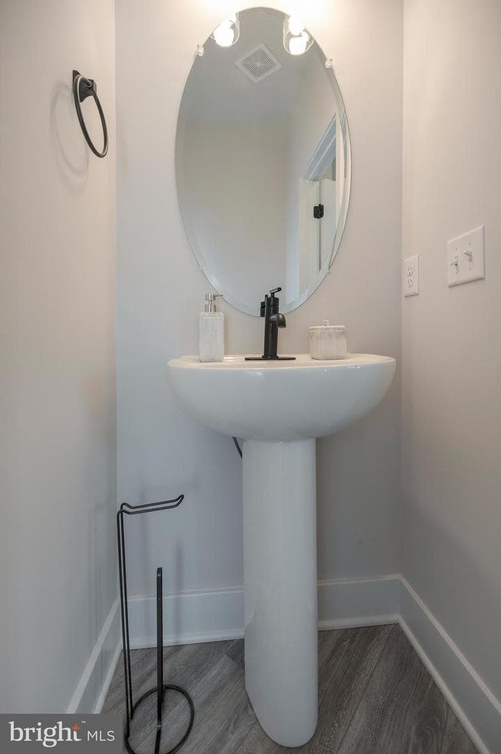 5509 Bazzanella Drive photo 8