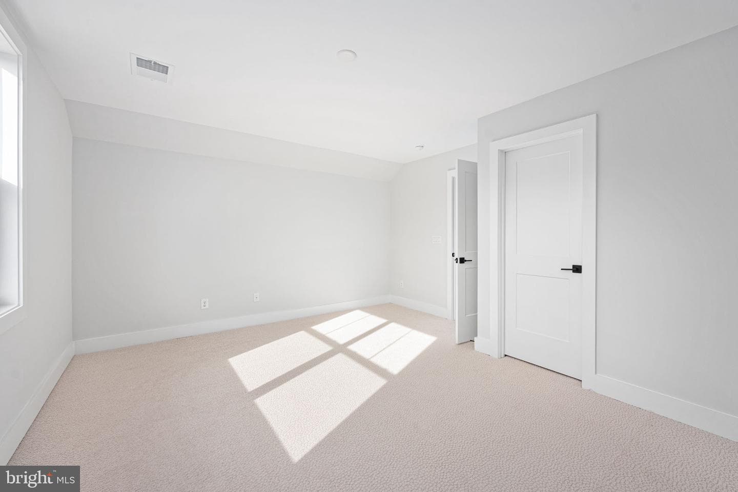 9435 Signature Way photo 83