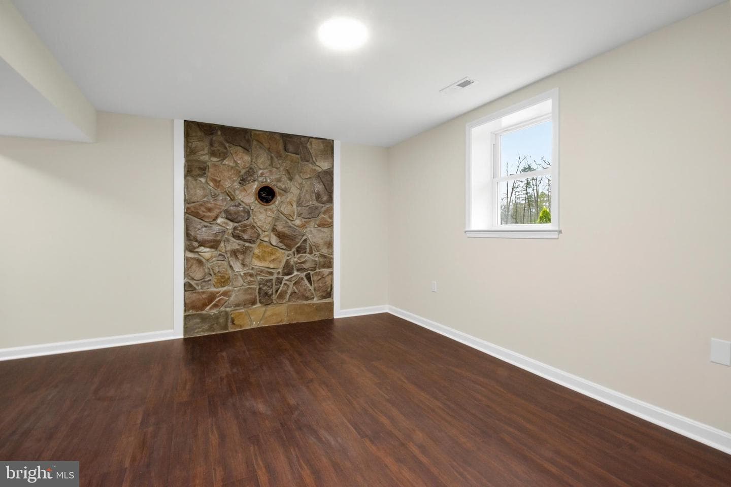 10206 Battlefield Drive photo 18