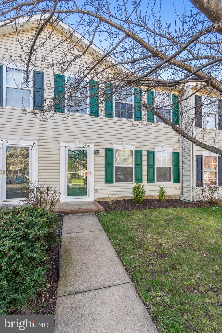 9928 Matti Hill Court photo 2