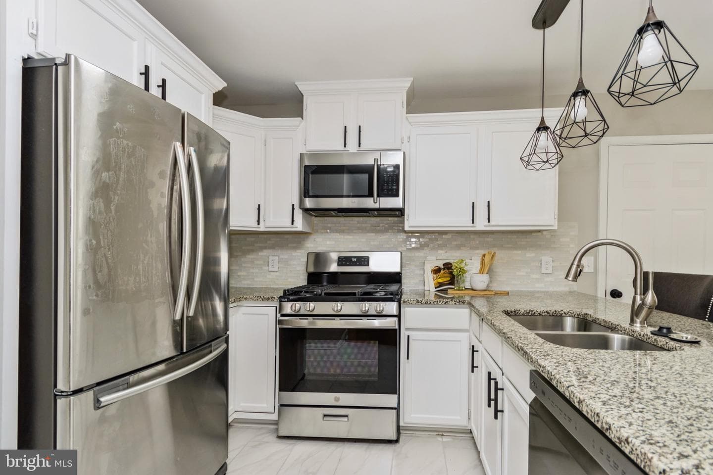 11709 Woodland View Drive photo 10
