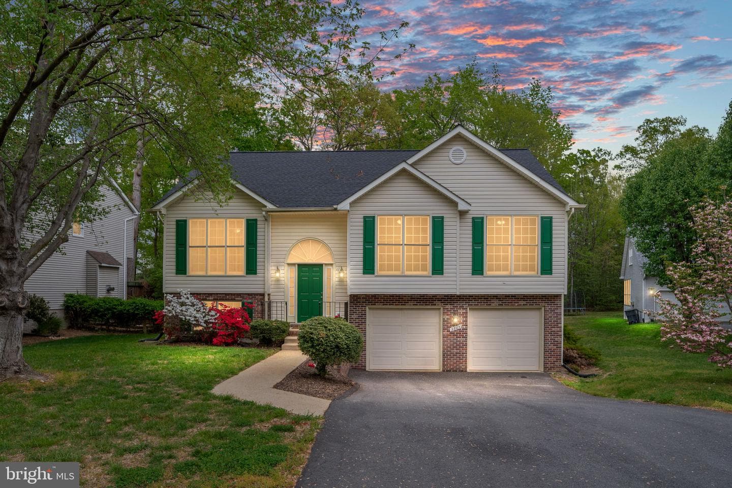 9805 Kenmore Court photo 6