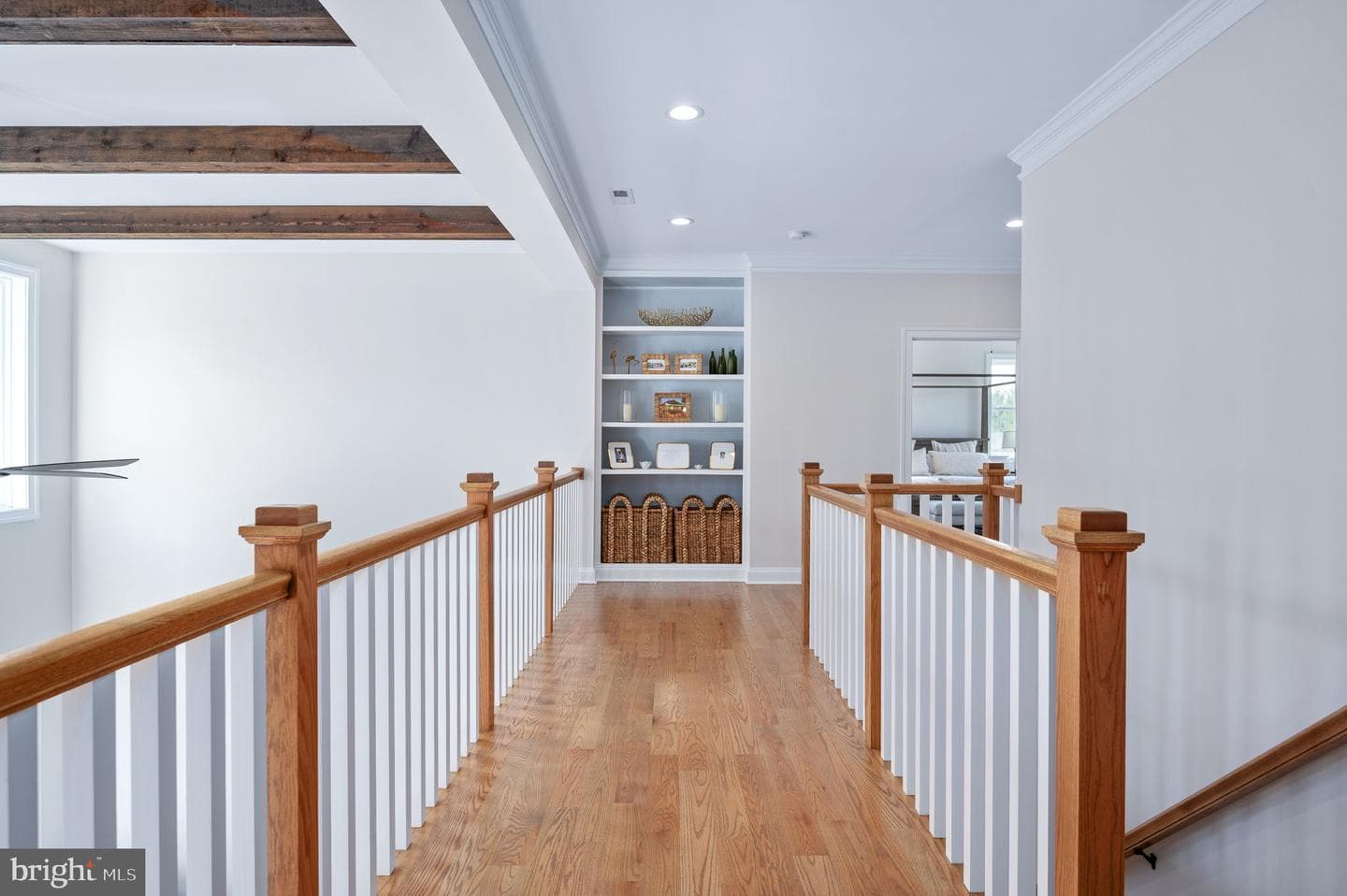 10912 Downton Avenue photo 31