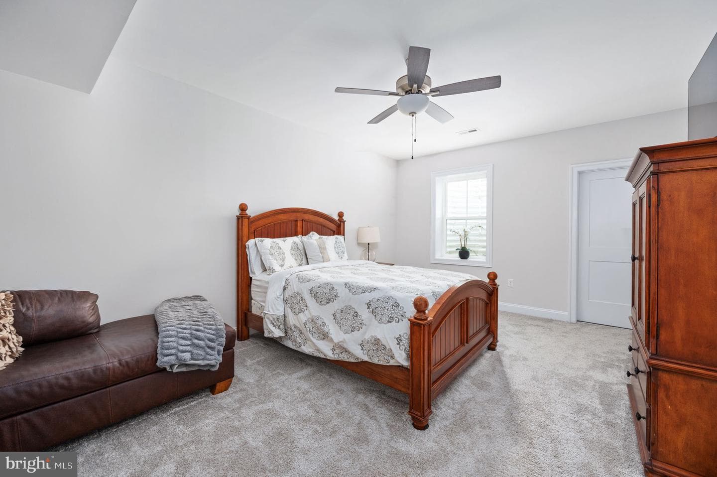 10912 Downton Avenue photo 54