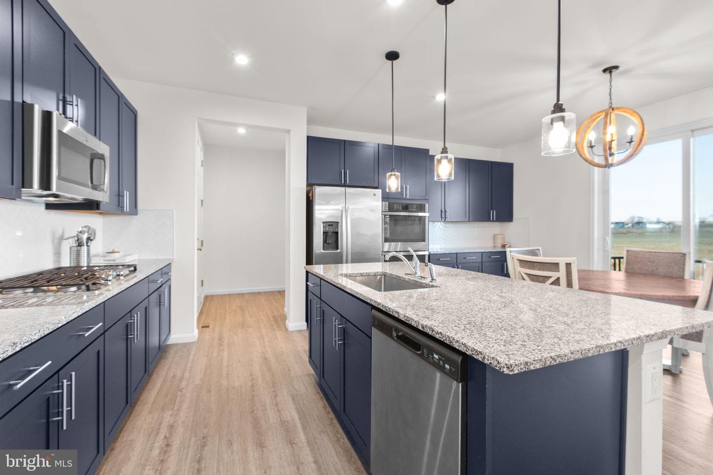 10413 Spotswood Drive photo 8