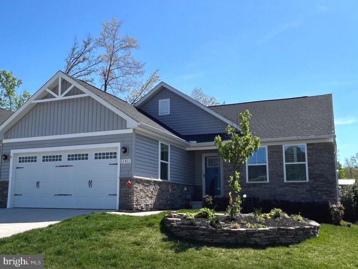 12411 General Mahone Drive photo 4