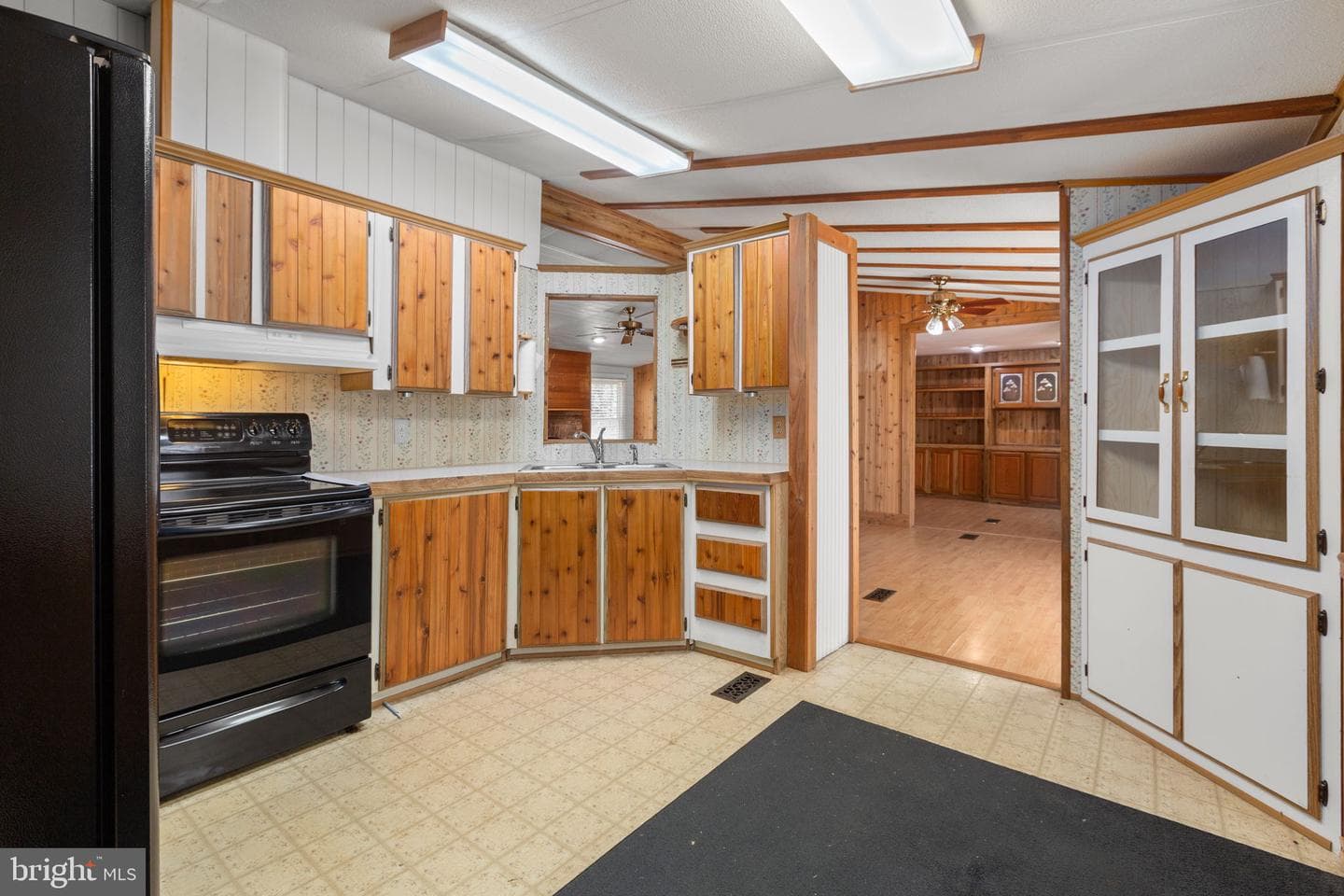 13749 Post Oak Road photo 12