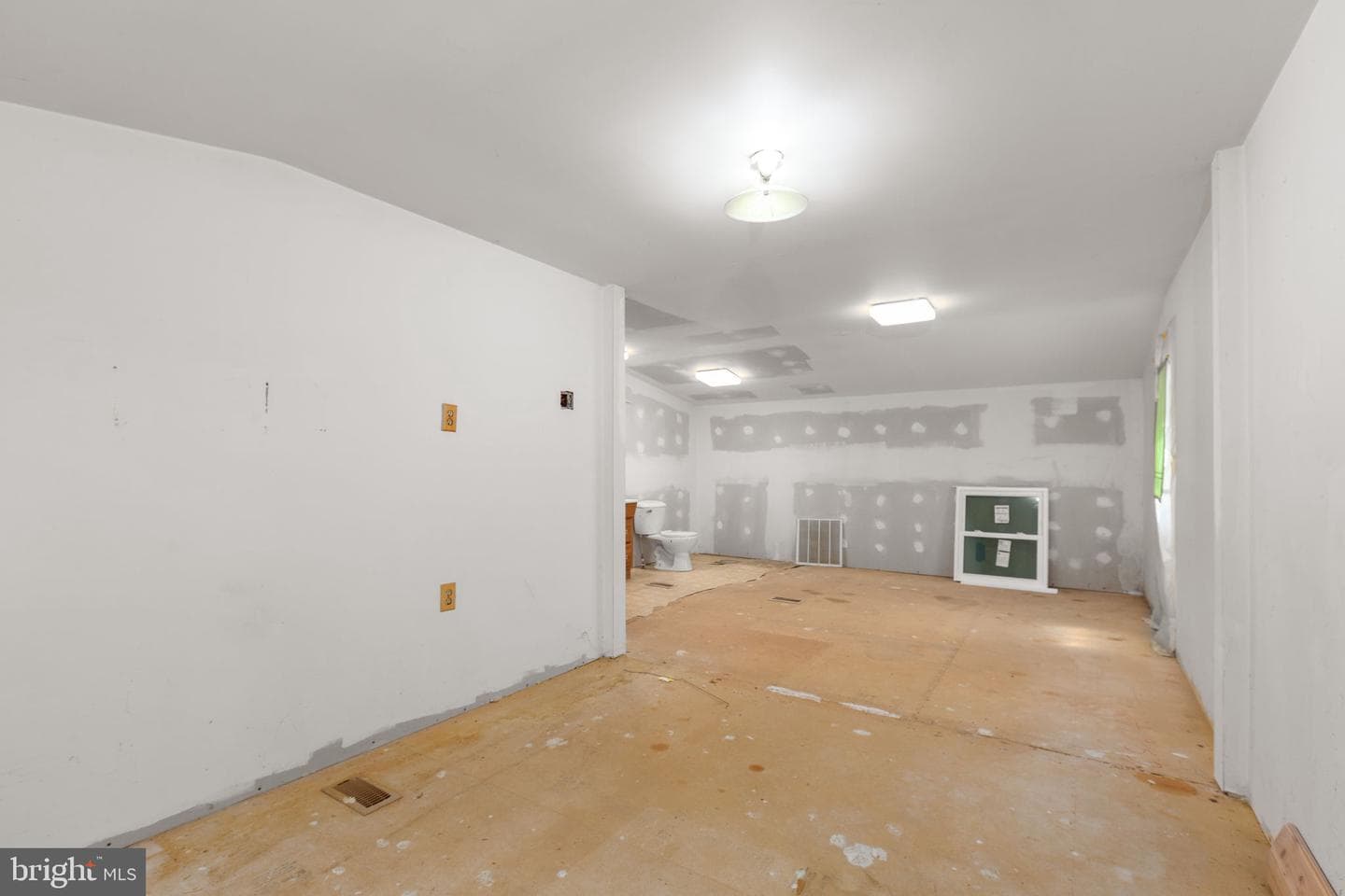 13749 Post Oak Road photo 32