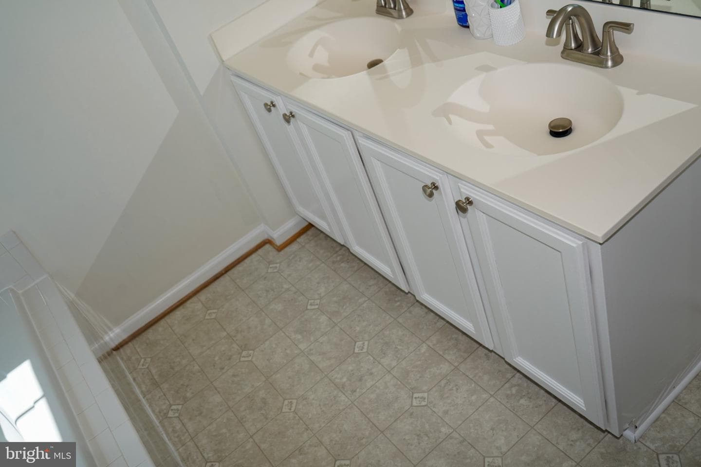 4004 Fountain Bridge Court photo 9