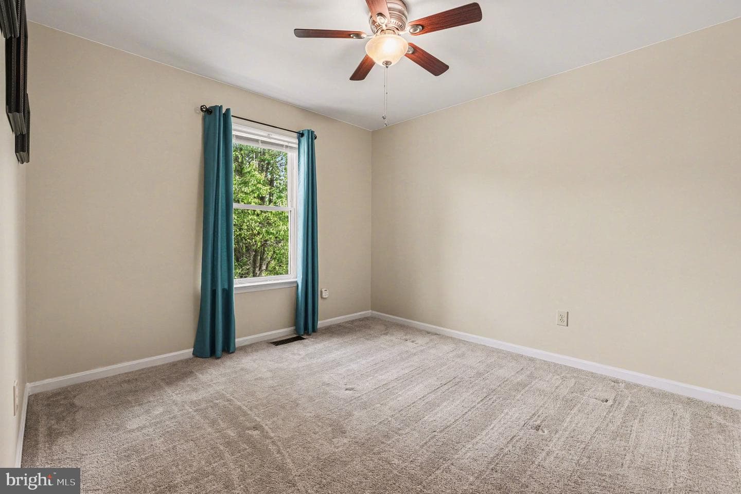 10612 Crestwood Drive photo 17