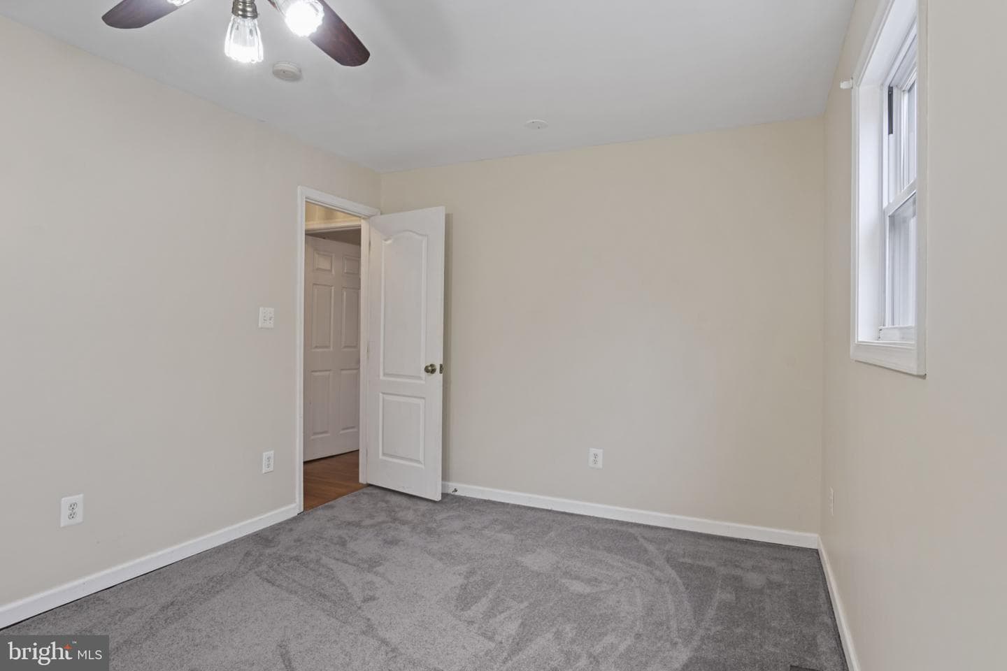 11013 Forest Hollow Drive photo 19