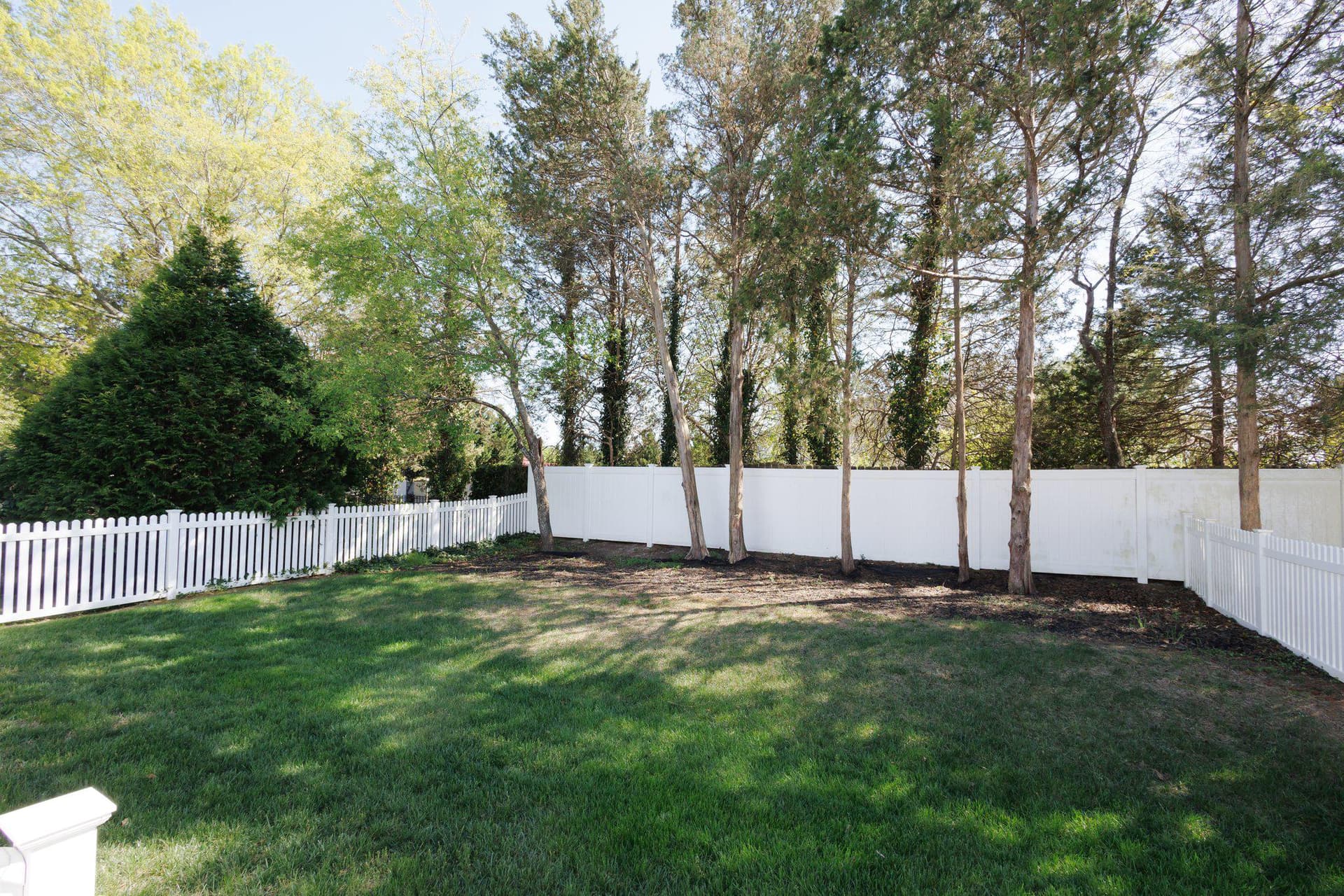 5700 Spring Arbor Circle photo 6