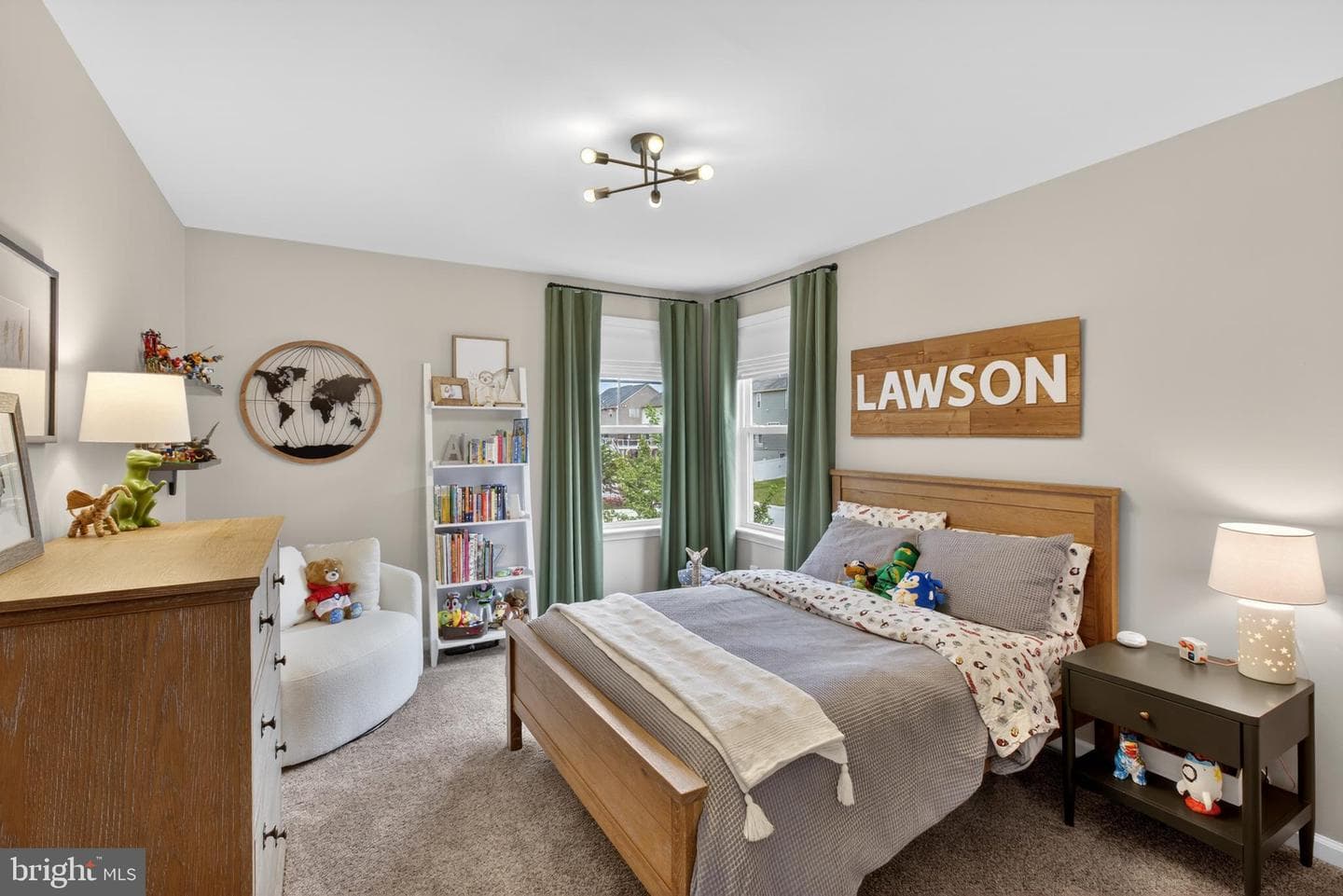 2110 Champions Way photo 22