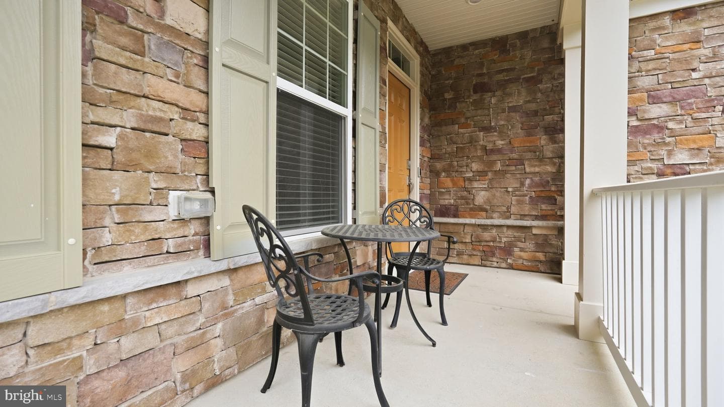 9806 White Oak Swamp Court photo 37