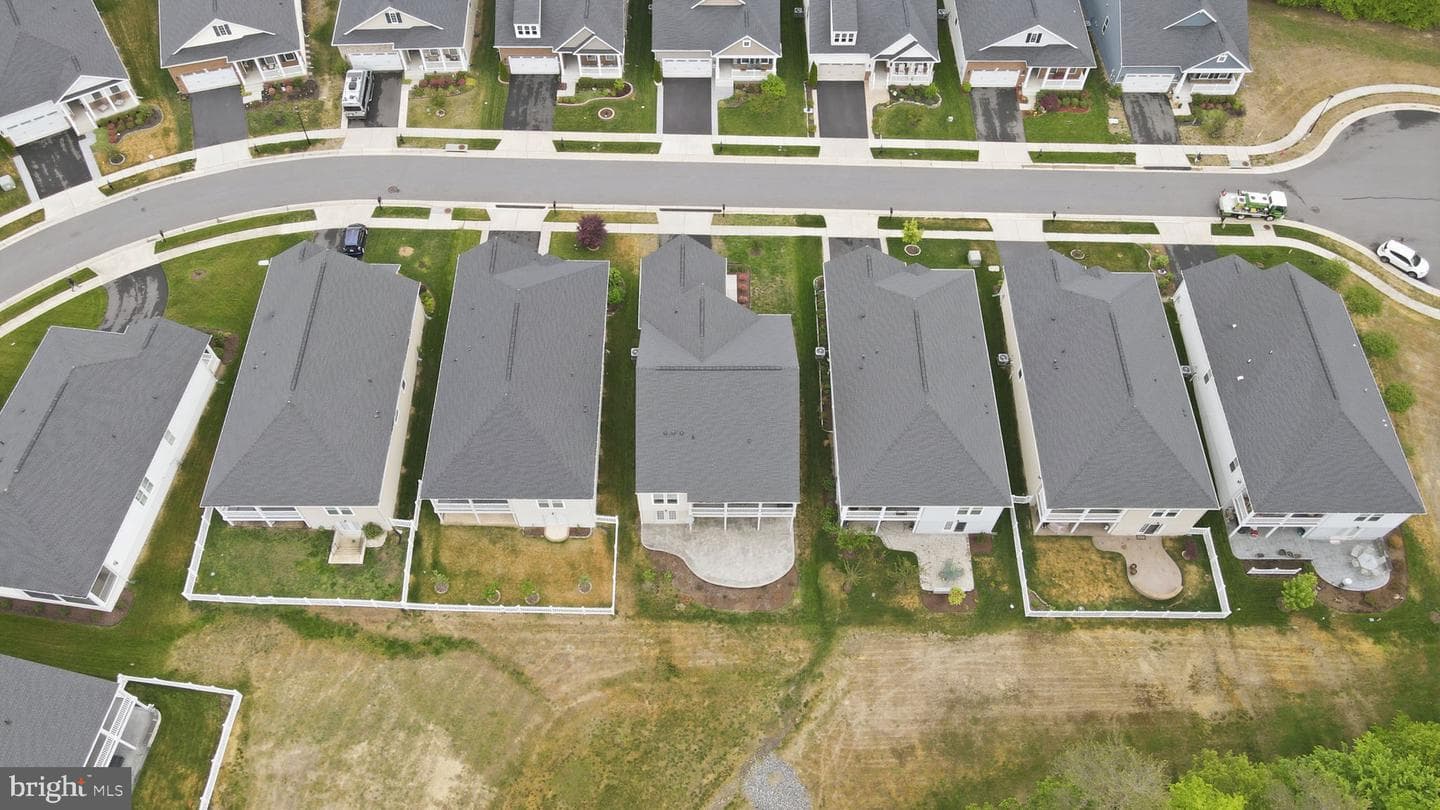 9806 White Oak Swamp Court photo 46