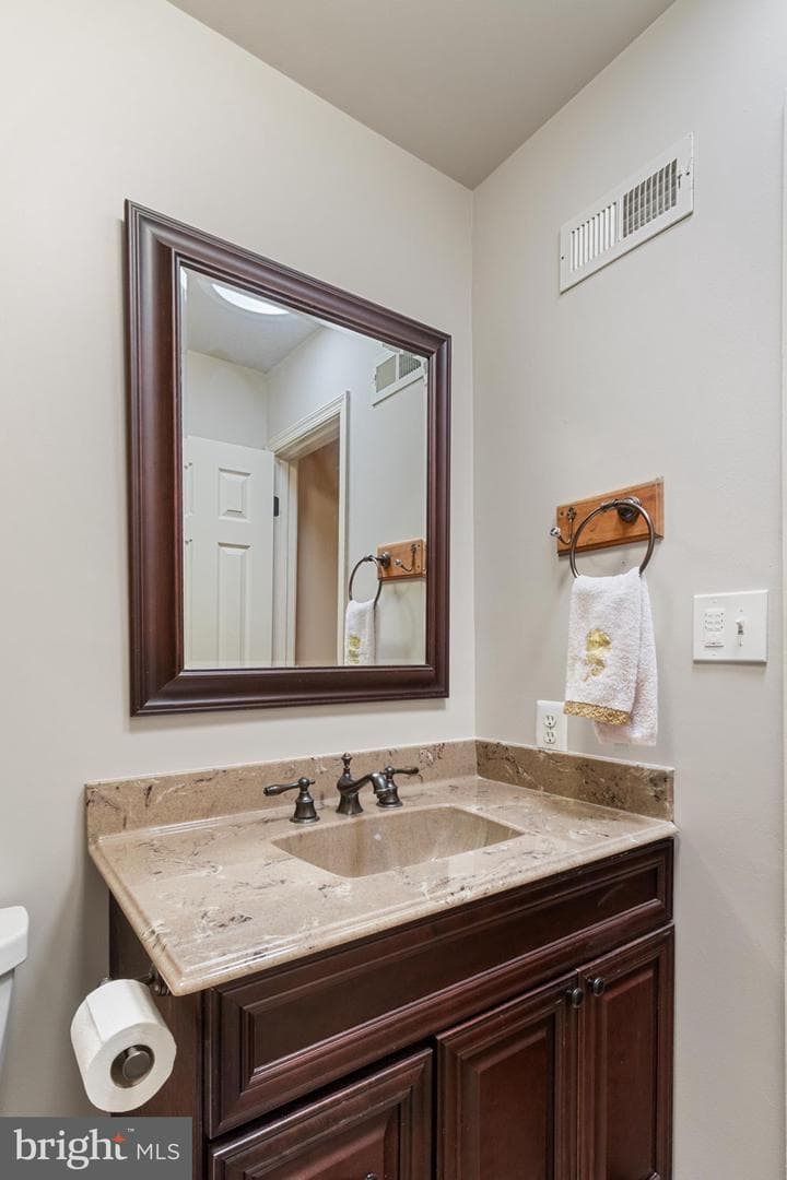11704 Exeter Court photo 26