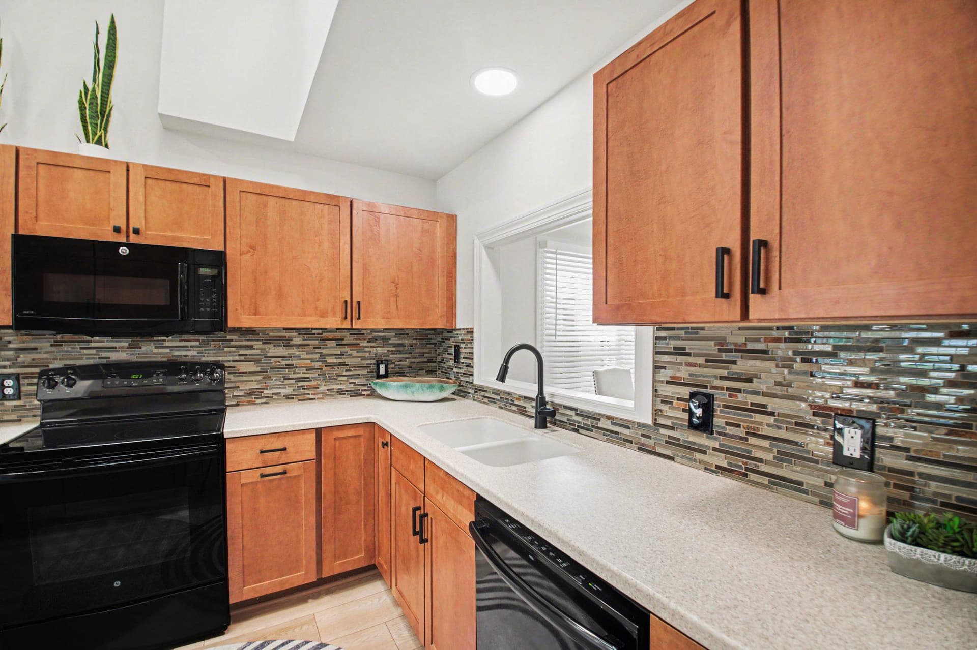 11701 Hampshire Court photo 9