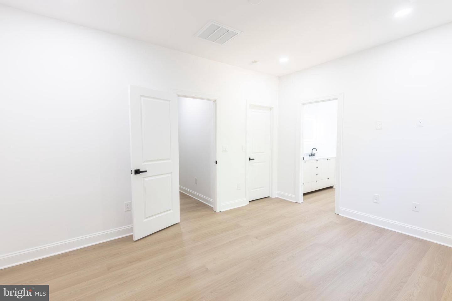 6103 Belmont Road photo 22