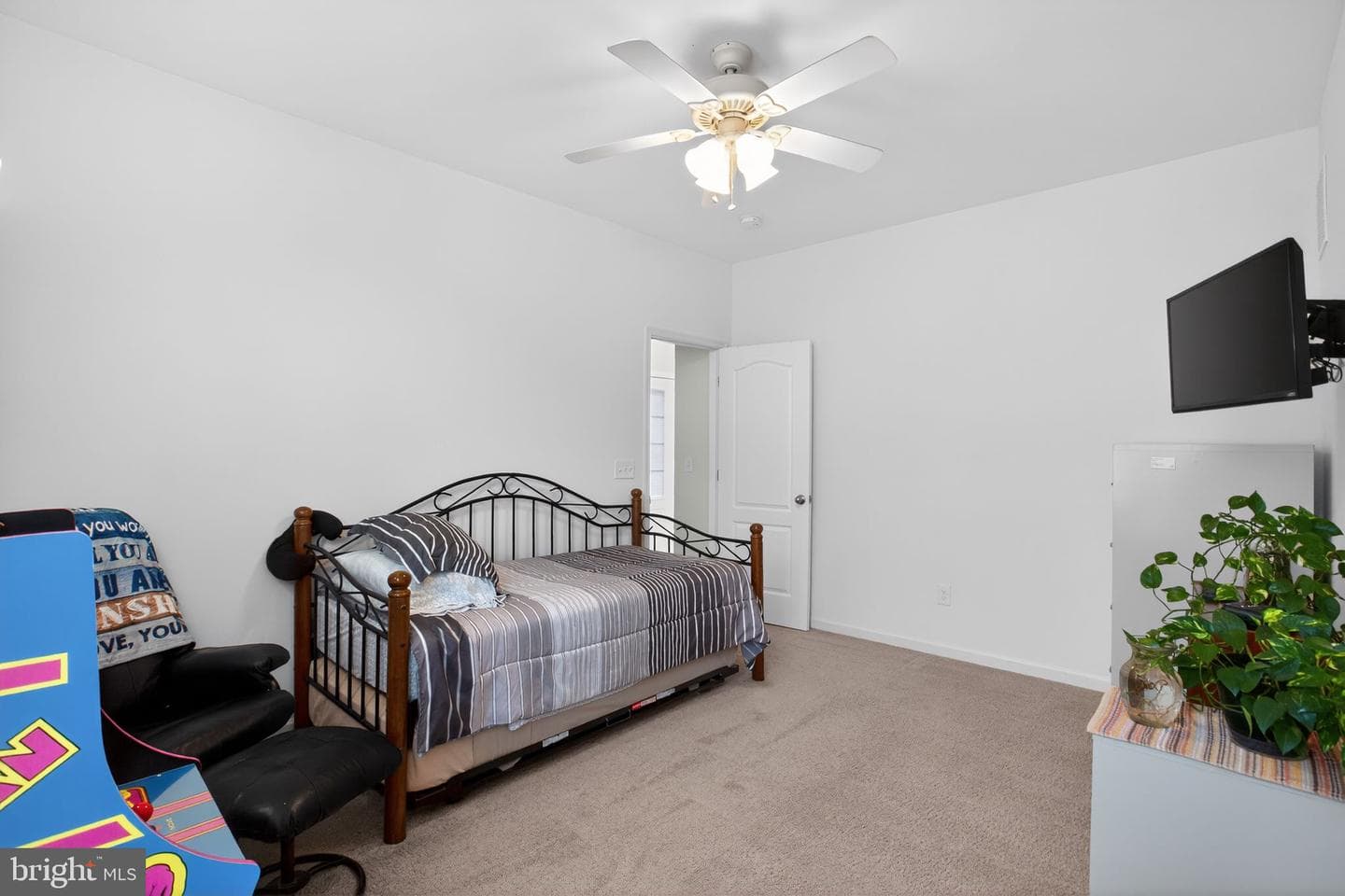 1709 Hudgins Farm Circle photo 11