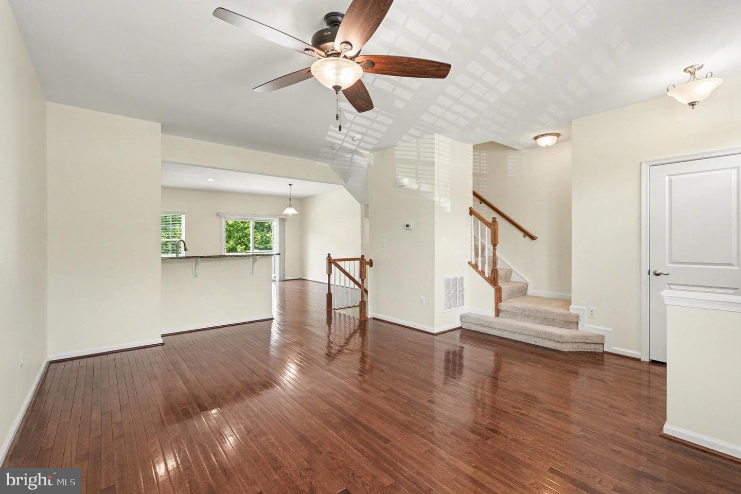 4604 Alliance Way photo 2