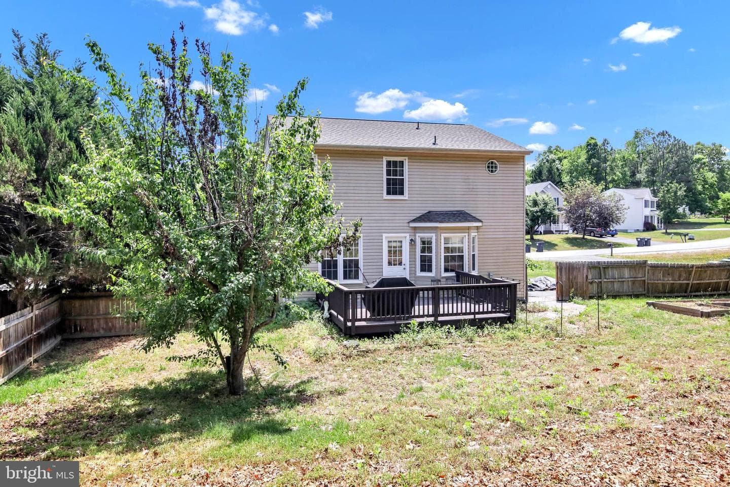 4405 Caven Court N photo 25