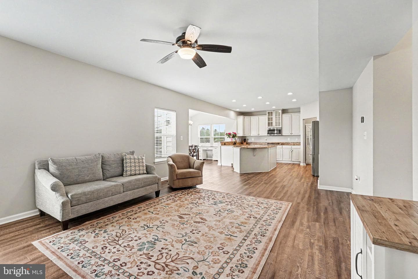 2527 Cornell Drive photo 6