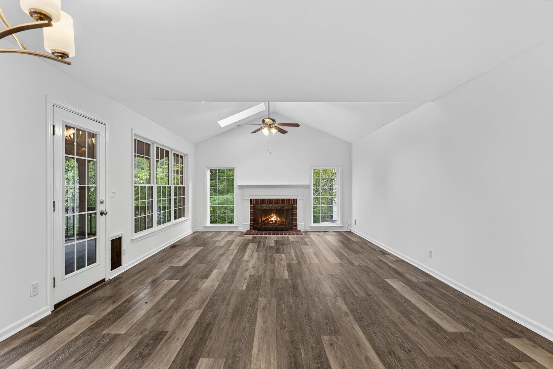 10303 Augusta Court photo 24