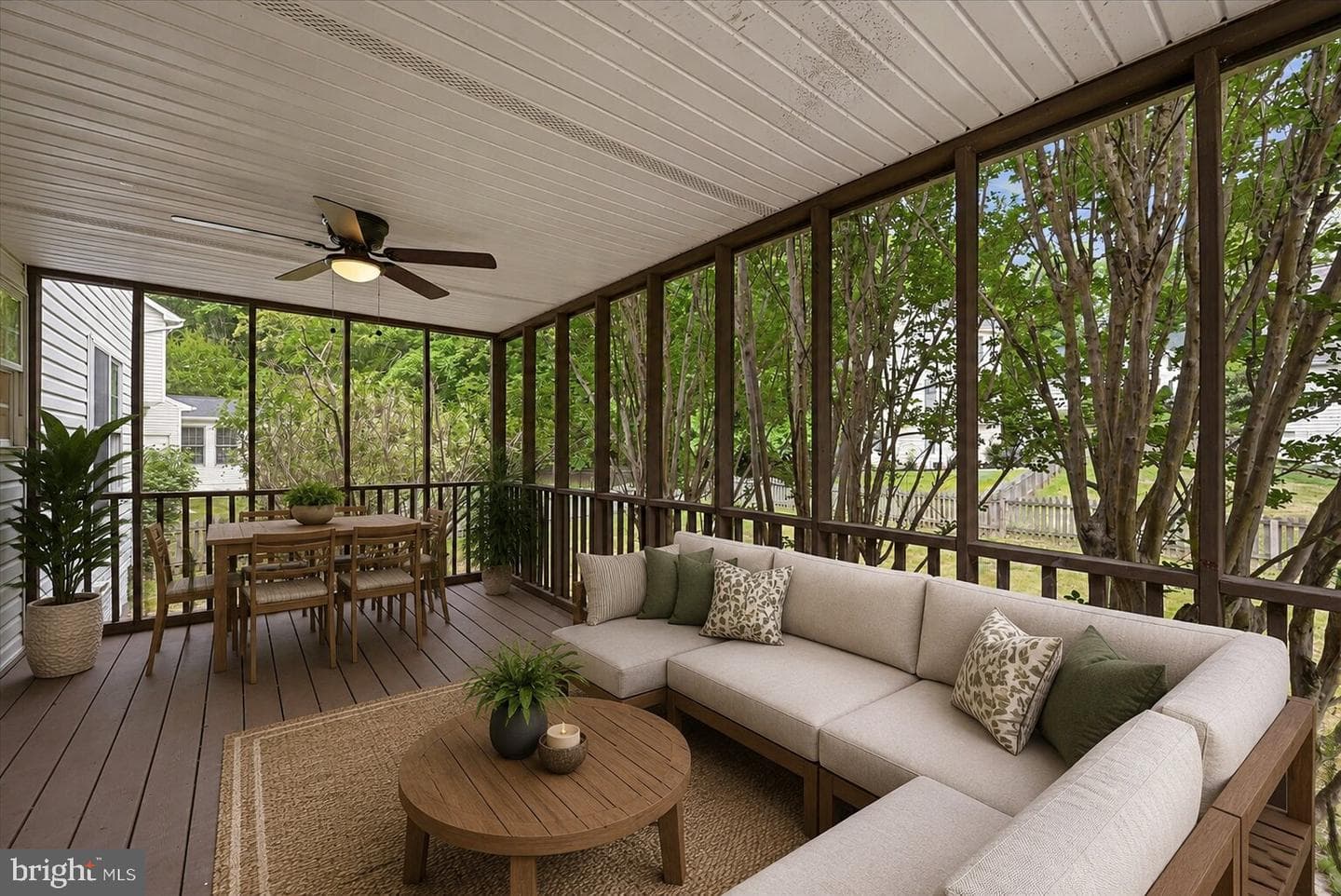 10403 Colechester Street photo 4