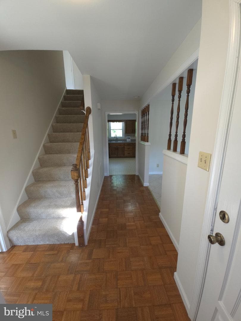 5072 Lavelle Drive photo 9