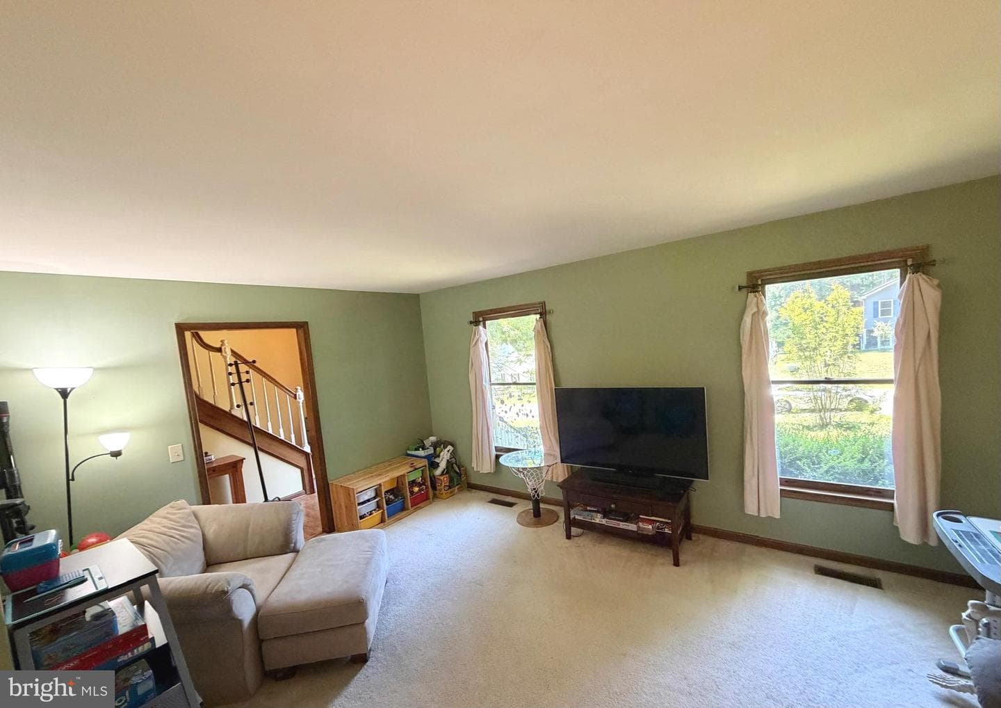 609 Stonewall Lane photo 3