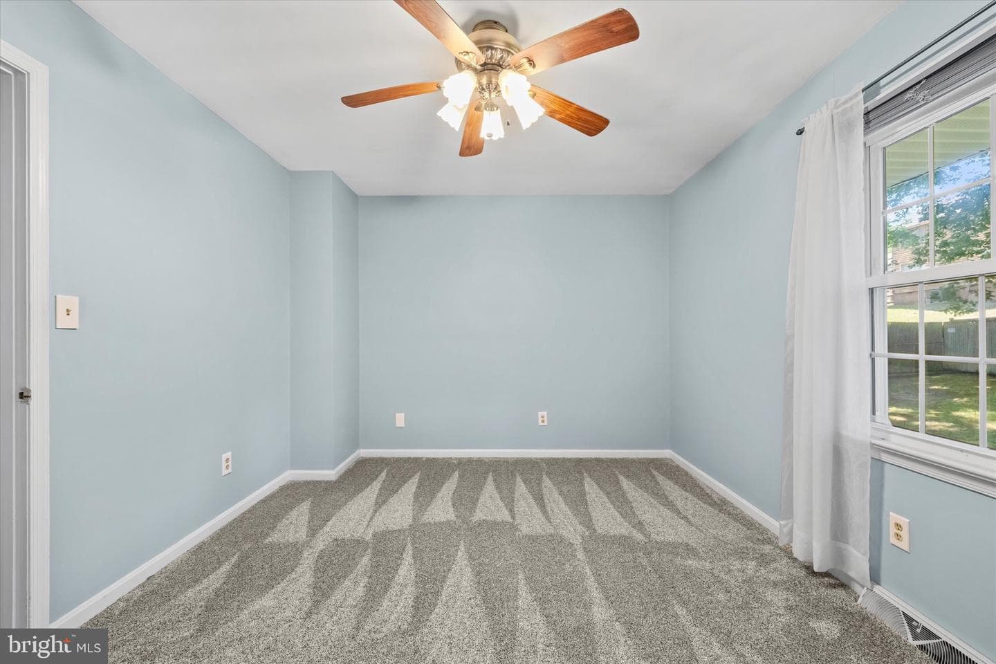 11823 Rutherford Drive photo 19