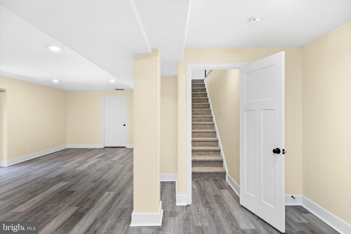 5802 Willow Tree Court photo 32