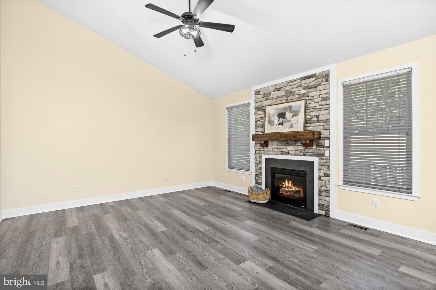 5802 Willow Tree Court photo 8