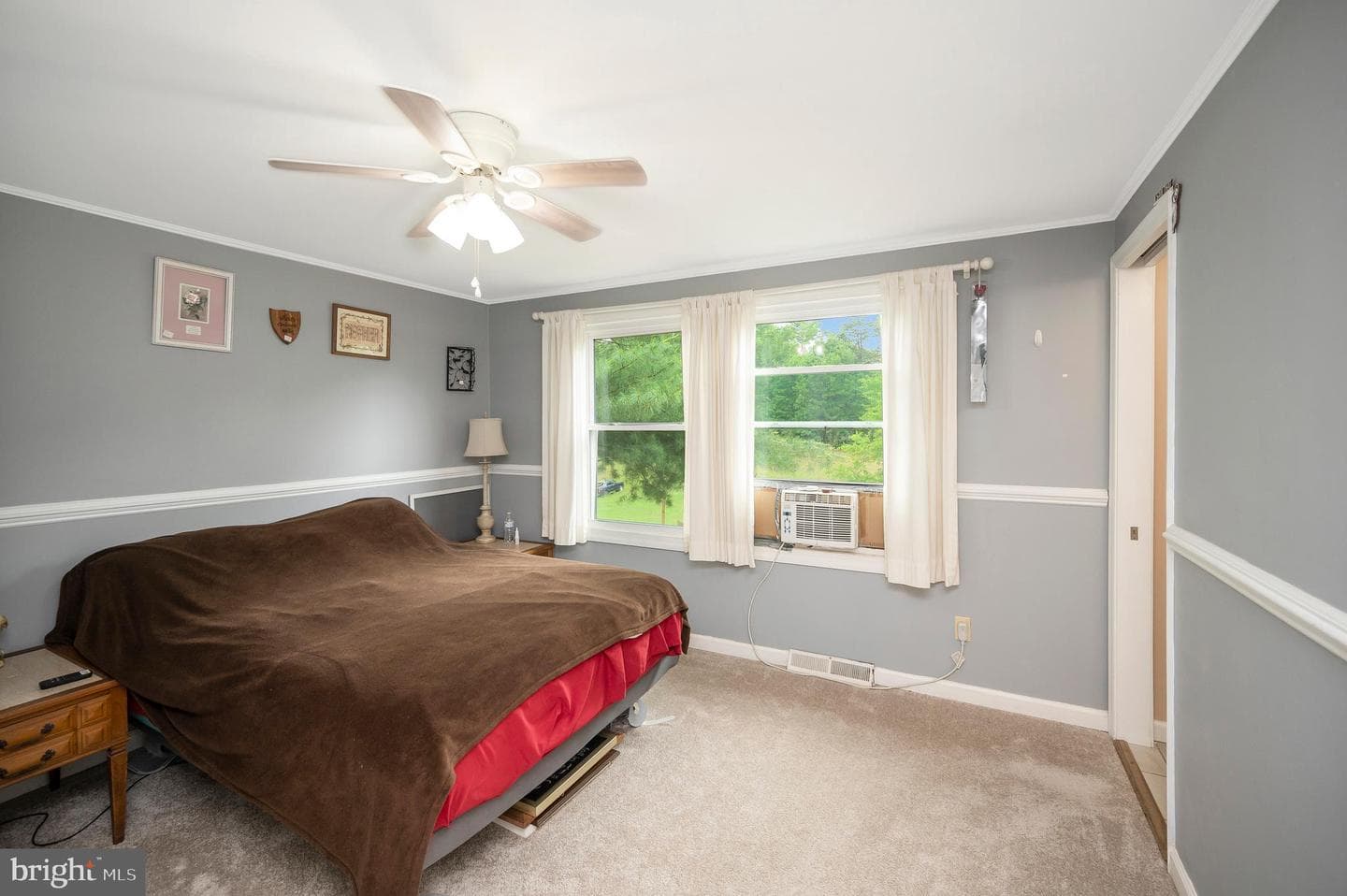 8908 Jennings Lane photo 42