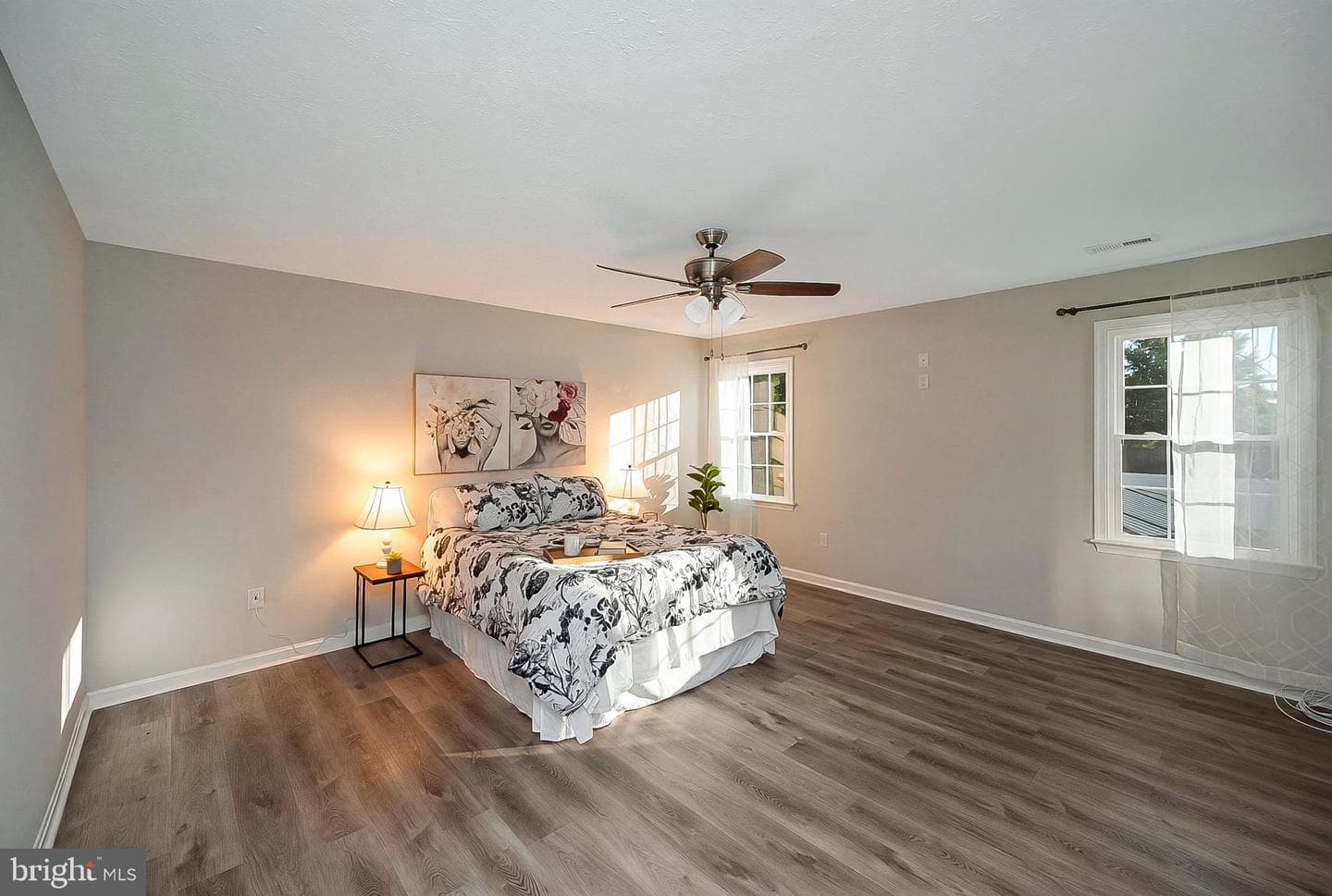9804 Elm Street photo 50