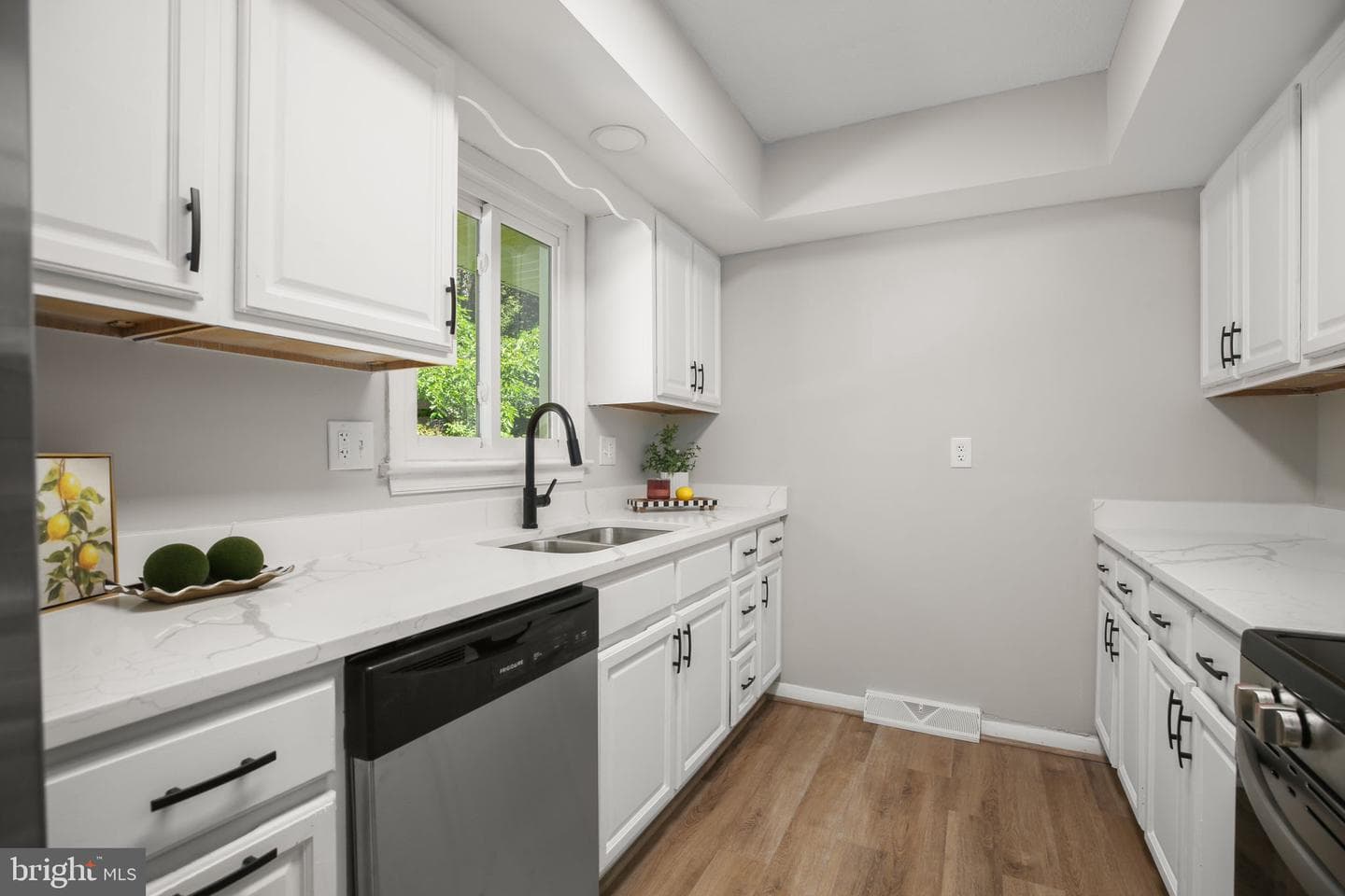 10802 Piedmont Drive photo 9